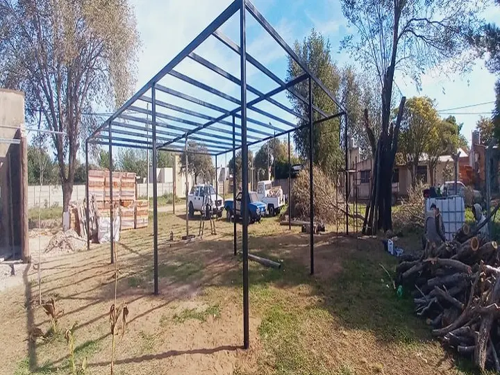 Trabajo metalúrgico realizado por Eluney 42